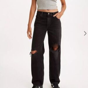 Levi’s Premium Denim “baggy dad’ Size 24 Mid Rise Ripped Trendy Jeans
